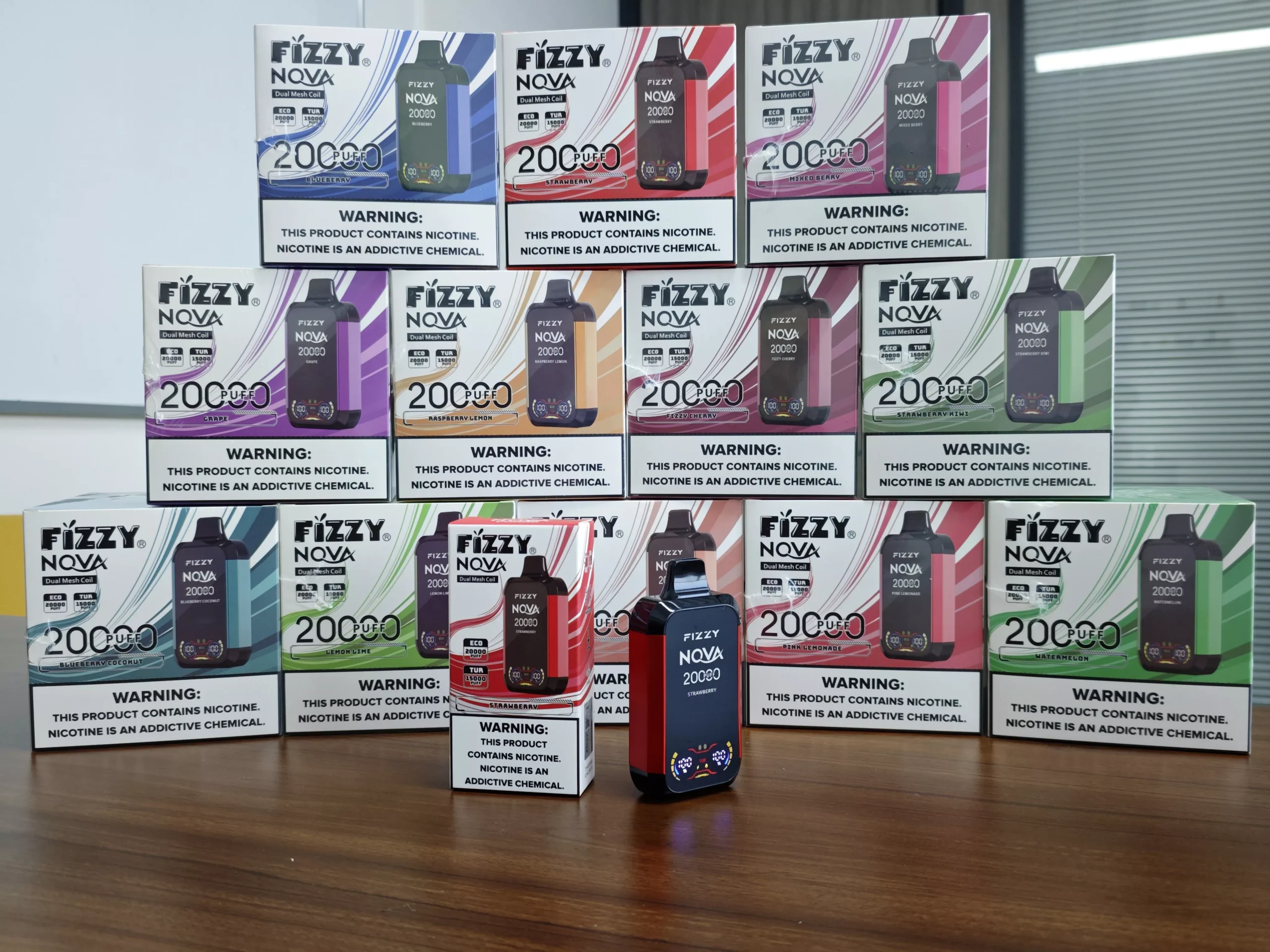 Európai Raktár Fizzy Nova 20000 Puffs Alacsony Nikotin Eredeti Hiteles Újratölthető Eldobható Vape Toll
